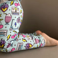 Load image into Gallery viewer, 90’s Kid Leggings